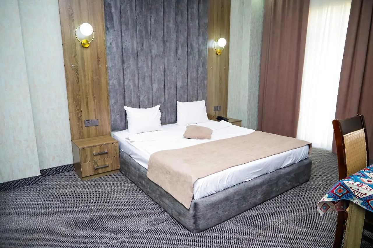 Sunrise Hotel Baku 4*,